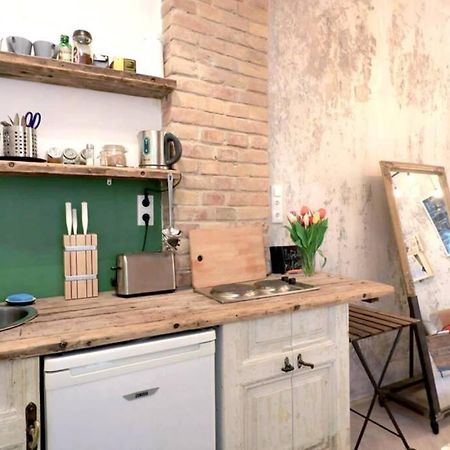Ferienwohnung Little Corner At The Historic Jewish District With Ac Budapest Exterior foto